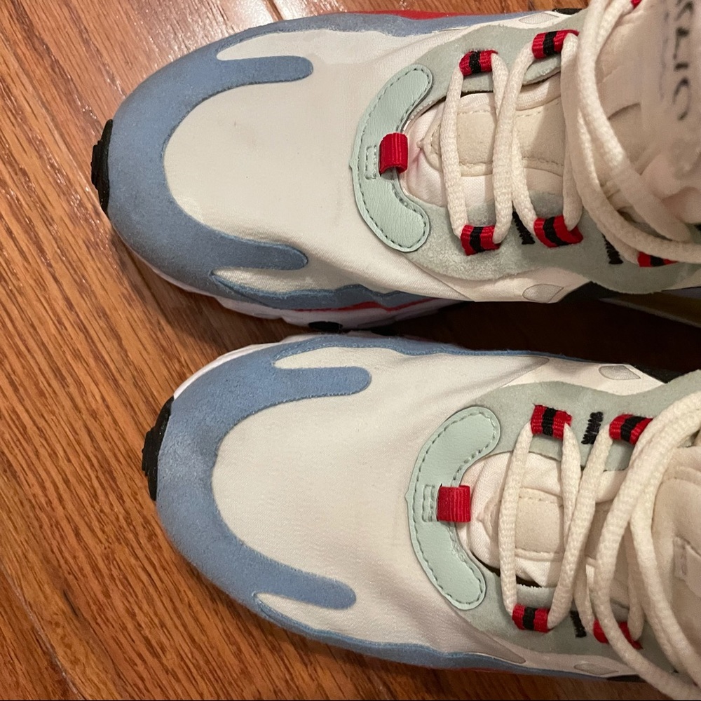 Nike Air Max 270 React - Picture 8 of 13